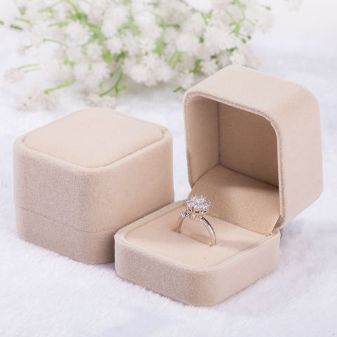 Purse Ring Box | Pretty Ring Box | Velvet Ring Box – Raj Bhai