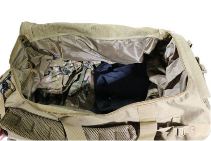 Compre Petates Militares Maleta De La Bolsa De Viaje Del Monstruo Del  Equipo Del Rodillo De 65 Litros y Maleta Militar De La Bolsa De Viaje Del  Petate de China por 28.5