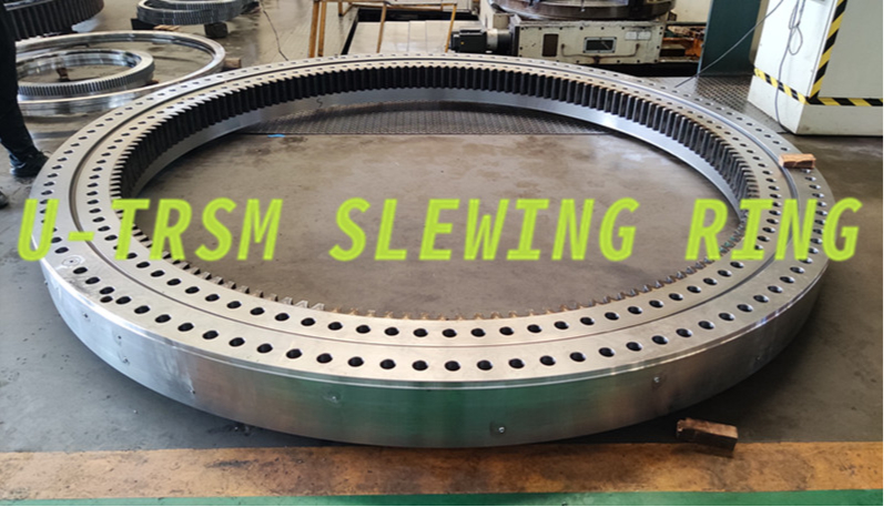 Large size three row cylindrical roller slewing bearing with internal gear 012.50.3300 for excavator supplier