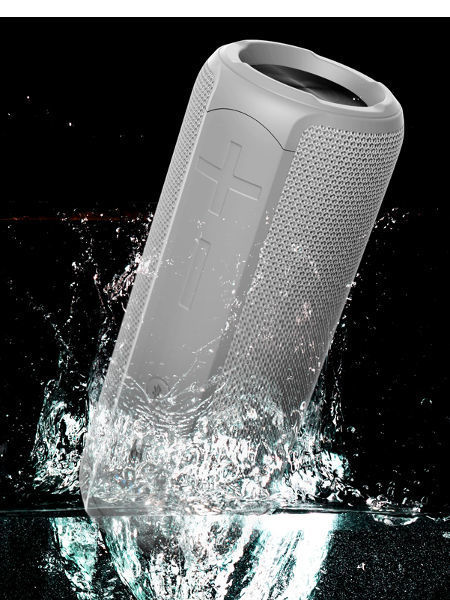 2500mah Portable Wireless Bluetooth Speaker Waterproof IPX7 20W Bass Mode With Lanyard For Hiking Supplier