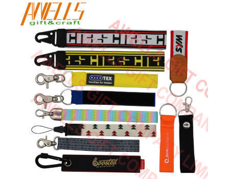 China Bulk Custom Heat Transfer Printing Office Neck Wrist Keychain Mask  Safety Electronic E Cigarette Lanyard Retractable W/ ID Retractable Card Badge  Holder - China Bulk Products and Nike Factory in China