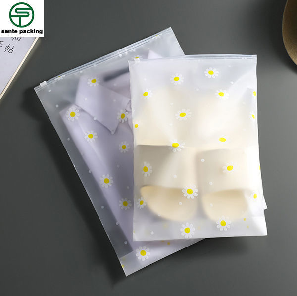 Hot Selling Eco friendly Zipper Resealable Clothes Packaging Frosted  Plastic Ziplock Bag - Qingdao Sante Packing Co., Ltd.