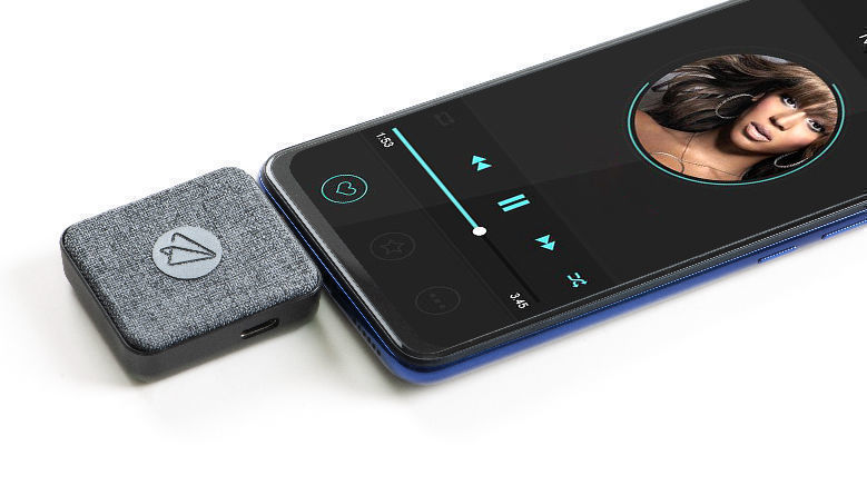 bluetooth transmitter for airplane