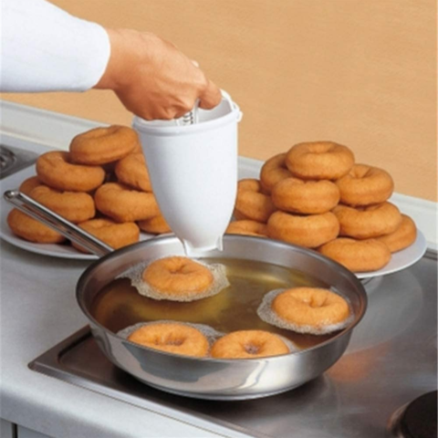 https://p.globalsources.com/IMAGES/PDT/B5253863460/Kitchen-Plastic-Donut-Maker-Mold.png