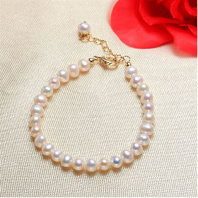 Elegant & Beautiful White Pearl Bracelet 