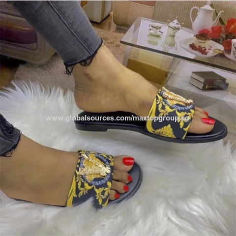 Zonxanwholesale Designer Brand Ladies Sandals, Luxury Platform Slippers,  Ladies Fashion Sandals Canvas Sandals - China Shoes and Women Casual Shoes  price | Made-in-China.com