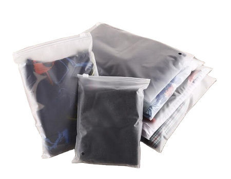 Mailing Bag PE Zipper Lock Poly Zipper Lock Frosted Plastic Packaging Bag  for Clothes - China Zipper Bags, Mailing Bag