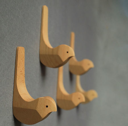 Solid wood wall hook to decorate your sweet home with great function for clothes, hat, key supplier