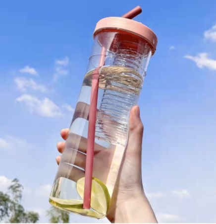 700ml Clear Plastic Juice Bottles with Tea Infuser and Straw Portable Drink  Bottles Lemon Juice Fruit Homemade Beverages Water Bottle Dry and Wet