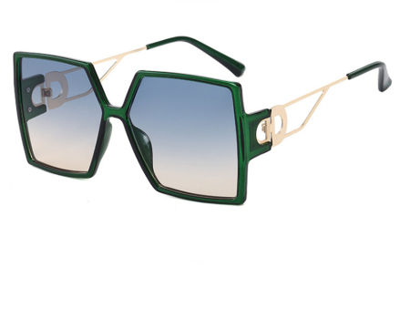 Women Plastic sunglasses Square Fashion 2022 New Sunglasses Personality Big D-shaped Temple summer supplier