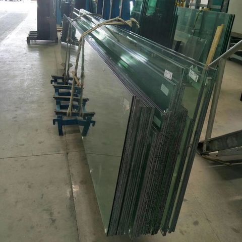 https://p.globalsources.com/IMAGES/PDT/B5290189021/solar-tempered-glass-building-glass.jpg