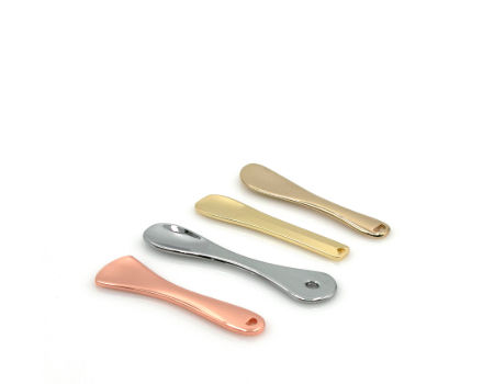 https://p.globalsources.com/IMAGES/PDT/B5297194558/Metal-Makeup-Spatula-Beauty-Spoon.jpg