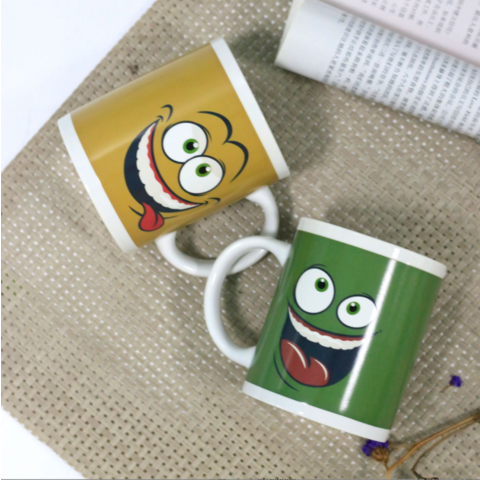 One Piece Creative Gifts Magic Coffee Milk Mugs Hot Drink Cup Color  Changing Mug Drinkware Tea Cup Birthday Present