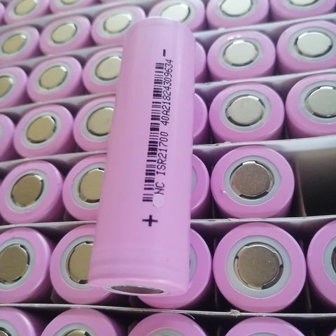 Buy Wholesale China Lithium Cylindrical Battery 21700 Li Ion Battery 3.7v  4000mah 4500mah For Power Tool [gpe] & Lithium Ion Battery at USD 2.7