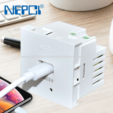 موسع جدار الحائط من نوع USB من النوع C مع خاصية PD والشحن السريع QC3.0 مقاس 45 مم * 45 مم موديل XJY-USB-17I-PD من NEPCI
