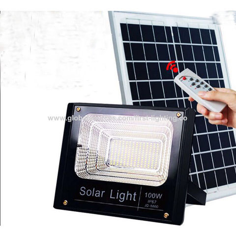 Foco LED Solar, Sensor de Luminosidad con Control Remoto, Encendido/Apagado Inteligente, con Puerto USB, 60W - Iluminación LED Solar para Exteriores