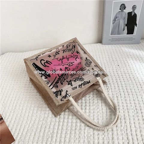 Compre Bolso De Plástico Personalizado De Pvc Transparente Para Mujer, Bolso  Transparente Para Playa y Bolsas De Pvc Bolsa De Regalo Promocional. de  China por 1.89 USD