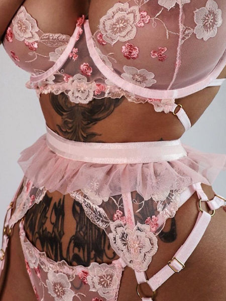 Hot Selling Sexy Lingerie Girl Pink Flower Embroidery Stitching