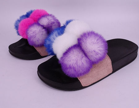 adidas slippers fluffy