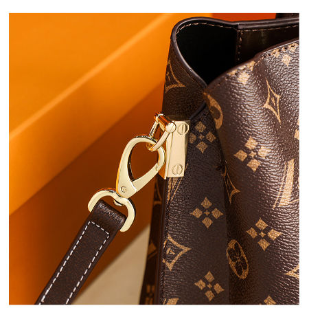 Buy Wholesale China Pvc Handbags, Luxury Custom Pvc Designer