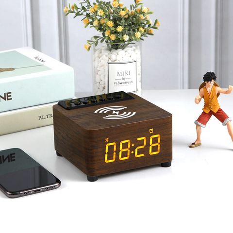 Reloj Digital Despertador Cargador Inalambrico Celul Madera