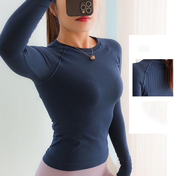 Buy Wholesale China Tight Sports Long Sleeve Women' High Stretch Yoga Clothes  Tops Sweat-wicking Thumb Holes & Women's Sports Tops at USD 5.41