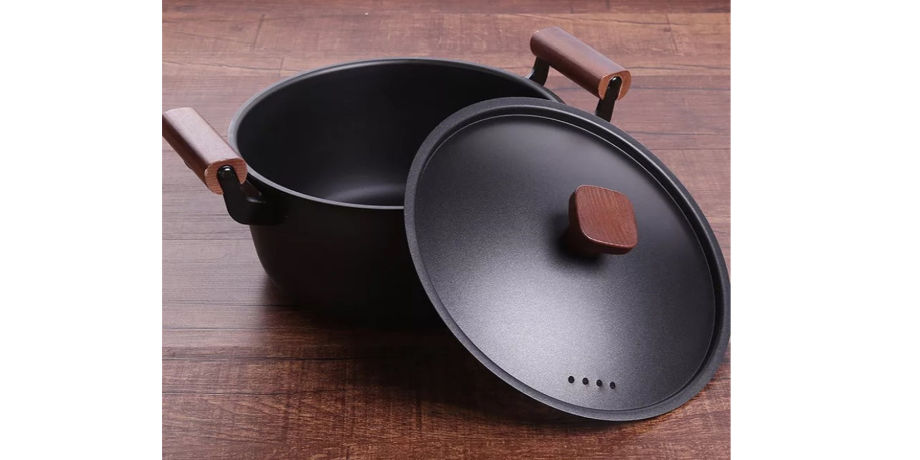 https://p.globalsources.com/IMAGES/PDT/B5318683466/cookware-set.jpg