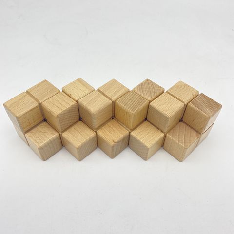 SOMA  Cubos en madera 30x30x30 mm