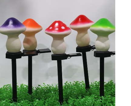 Hot selling on amazon IP65 Outdoor Lawn Landscape Decor Resin Mushroom Solar Garden Stake Lights supplier