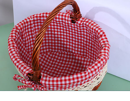 Premier Housewares 1901048 Picnic Basket Bread Basket Wicker Basket Oval  Hamper Baskets For Gifts Lining Woven Basket Red H14x W27x D19