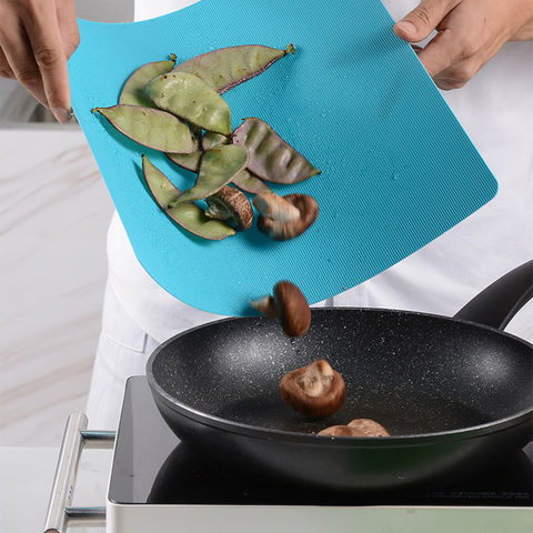 https://p.globalsources.com/IMAGES/PDT/B5331460291/plastic-cutting-boards.jpg