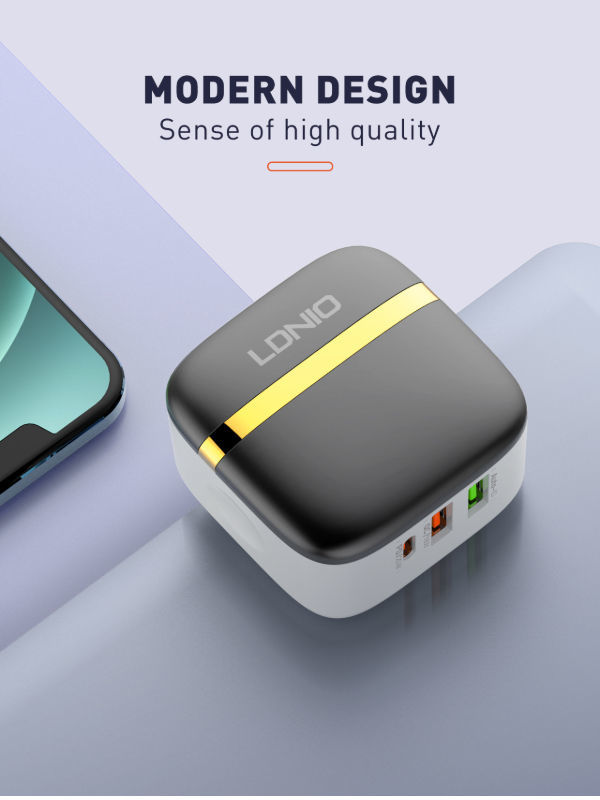 LDNIO A3513Q pd+qc3.0 PD dual USB mobile phone charger 32W US/EU/UK plug Fast Charger supplier