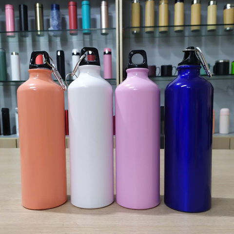 Compre Botellas De Agua Para Deporte Al Aire Libre, Botellas De Agua De  Aluminio Colorida De Aluminio De 500ml Con Mosquetón y Deportes Botella De  Aluminio de China por 0.79 USD