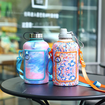 Insulated Neoprene Glass Water Bottle Holder with Adjustable