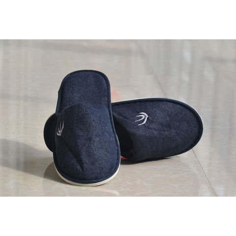 Chaussons jetables - Paire de mules pour location - Pantoufles