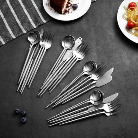 https://p.globalsources.com/IMAGES/PDT/B5353984860/Stainless-Steel-Flatware-Sets.png