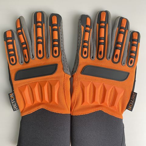 https://p.globalsources.com/IMAGES/PDT/B5367429035/Mechanics-Gloves.jpg