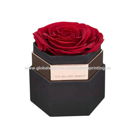 Wholesale custom heart shaped gift box plain flower boxes for bouquets  flower packaging Chocolate Christmas gift box