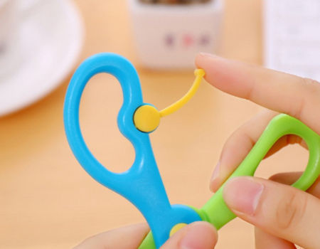 Buy Wholesale China Plastic Scissor Kindergarten Creative Stretch Safety  Handmade Diy Paper Cutting Scissors For Kids & Plastic Scissor at USD 0.25