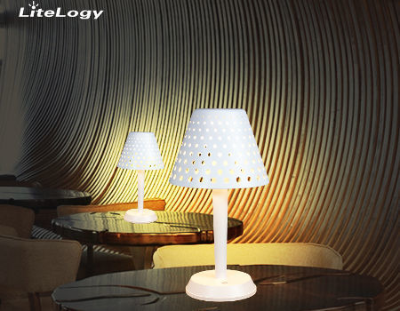 Mesh Hole minimalist outdoor tabl lamps cordless hotel restaurant home deco metal Rechargeable lamp supplier