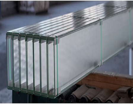 Fabricant de verre profilé U, fournisseur de verre U Channel, usine de  verre en forme de U