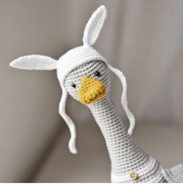 Goose Alpaca Handmade Amigurumi Knitting Crochet Doll Stuffed Animal Toy from China Factory supplier