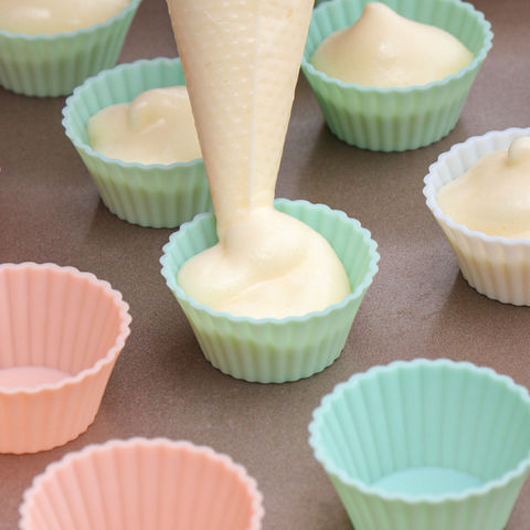 https://p.globalsources.com/IMAGES/PDT/B5401753119/Cake-Cup-Silicone-Mold.jpg
