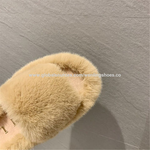 Zapatillas de felpa para mujer, zapatillas de piel de invierno de moda, zapatillas de casa para interiores y exteriores para promoción