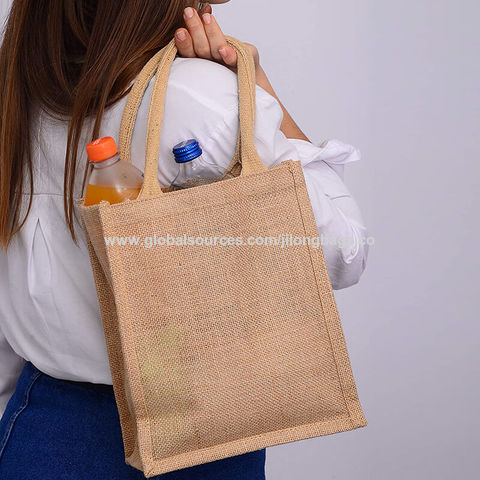 Sac personnalisé en toile de jute avec pochette coton épais.