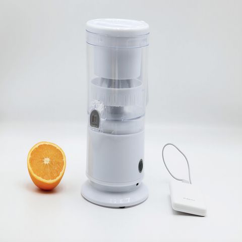 Electric Juicer Rechargeable - Citrus Juicer Machines with USB and Cleaning  Brush Portable Juicer for Orange, Lemon, Grapefruit 
