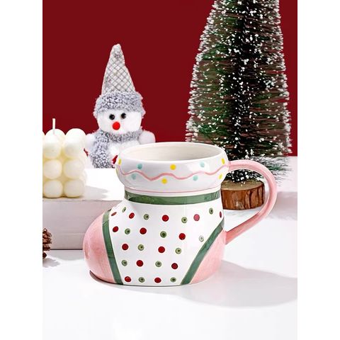 https://p.globalsources.com/IMAGES/PDT/B5553114053/Christmas-sock-mug.jpg