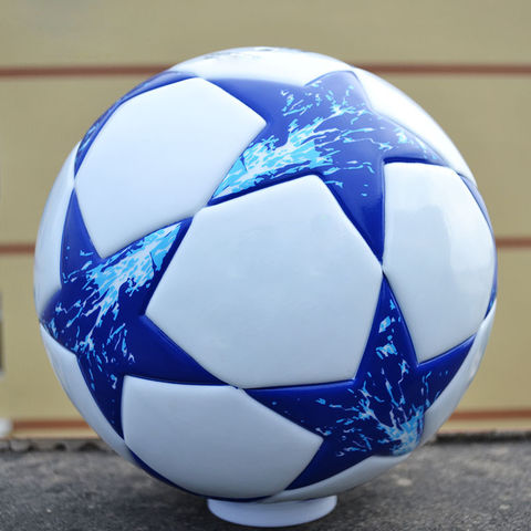 Achetez en gros Glow In Dark Soccer Ball Football Lumineux Fluorescent Avec  Logo Personnalisé Chine et Ballon De Football Brillant Dans L'obscurité à 7  USD