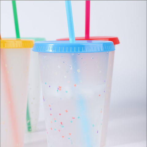 https://p.globalsources.com/IMAGES/PDT/B5555653027/color-changing-cups.jpg
