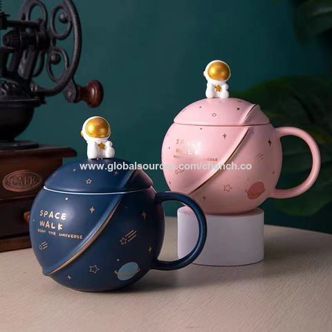 Compre Regalo Promocional 500ml Taza De Agua De Cerámica Bonita Botella De  Dibujos Animados Como Regalo y Taza de China por 3.48 USD